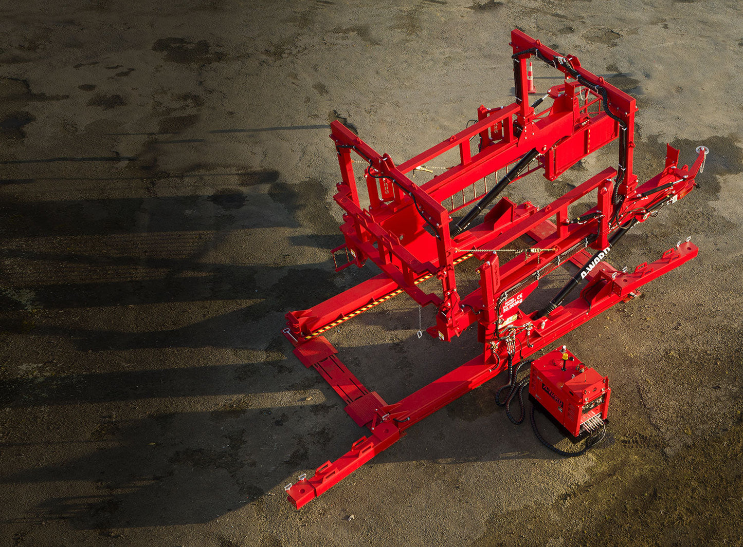 Heavy-Duty Container Loaders for Scrap Metal Unloading
