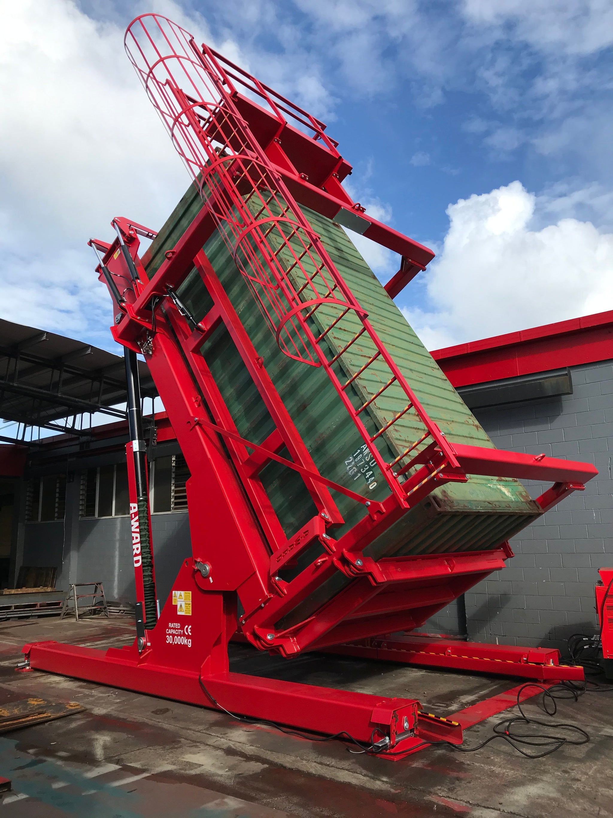 Combi Container Loader Heavy-Duty Container Loaders for Scrap Metal Unloading